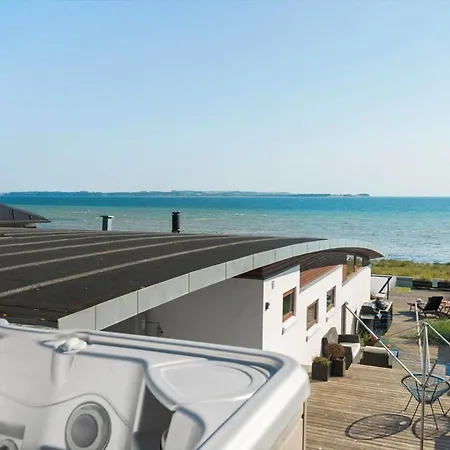 8250-ega-strandvangsvej-52 Holiday home *